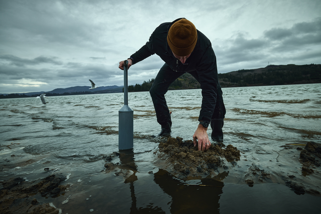 Clamming